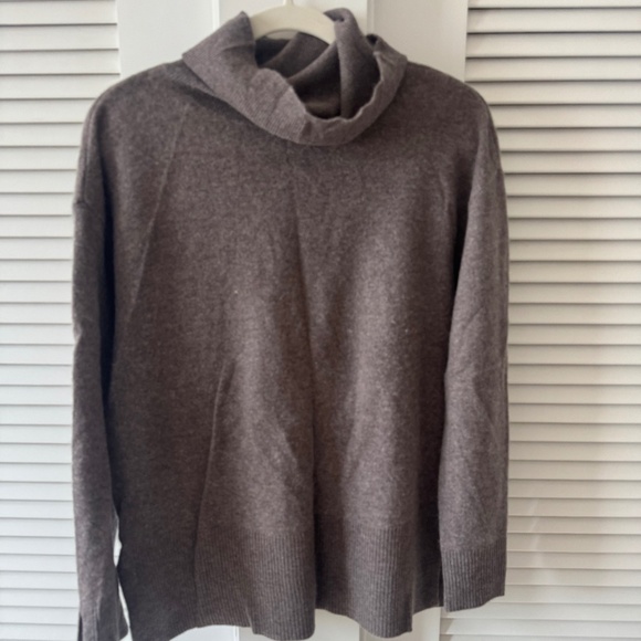 Macy's Cashmere Charter Club | Cashmere Sweater | Taupe - Brown | Size S - Picture 1 of 3